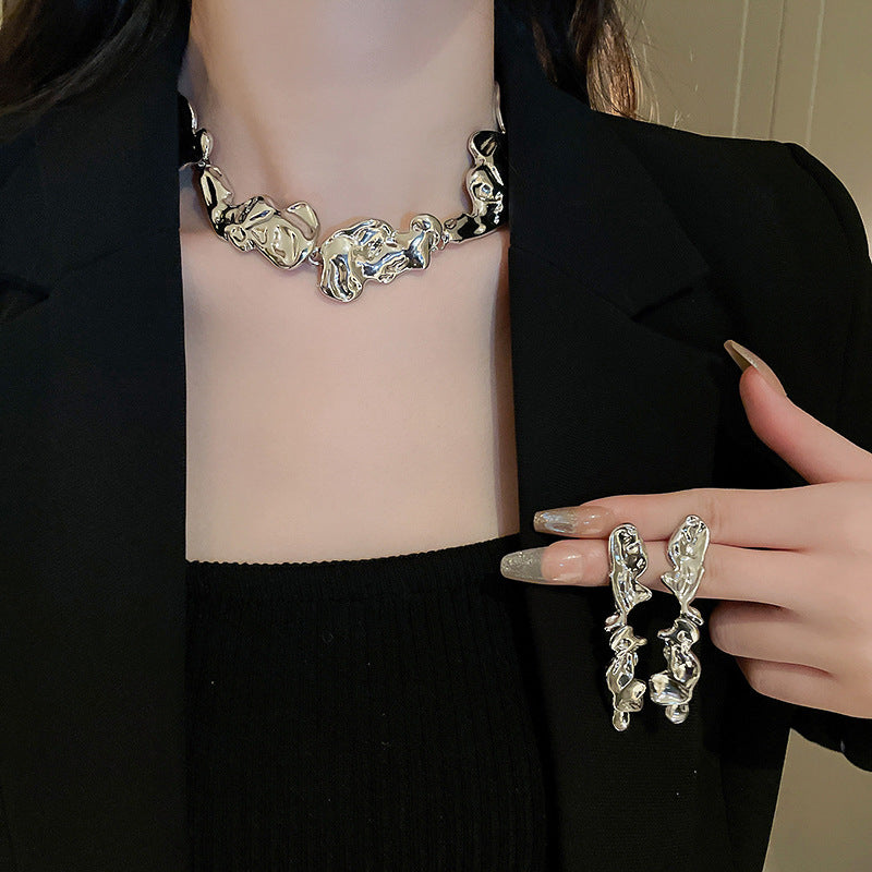 Collana con orecchini
