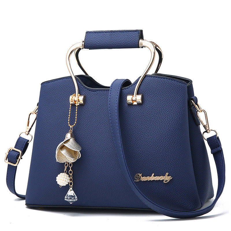 Nuova borsa da donna alla moda e di grande capacità
